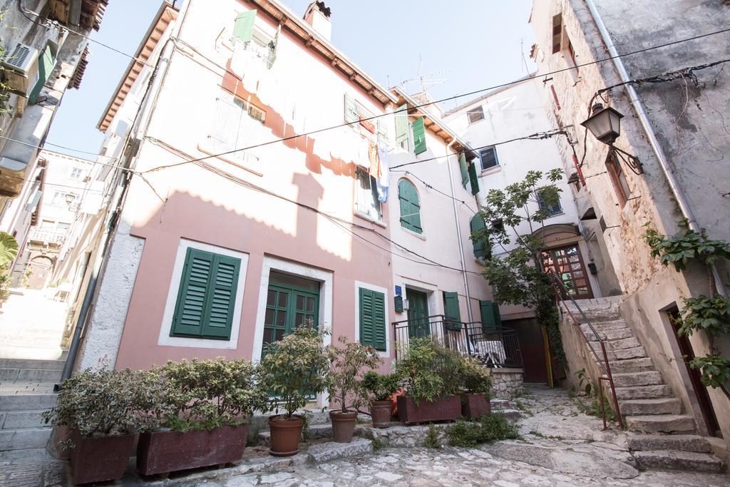 Apartment Piazza Antica Rovinj Buitenkant foto